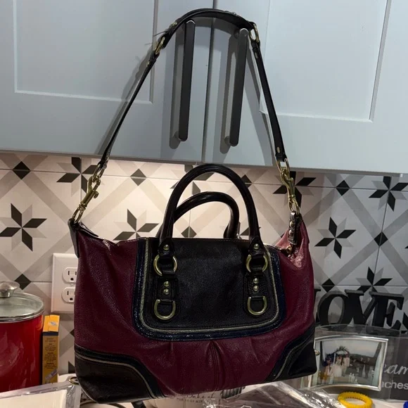 Coach Women's Burgundy and Black Ashley Satchel Pristine condition - Picture 3 of 6